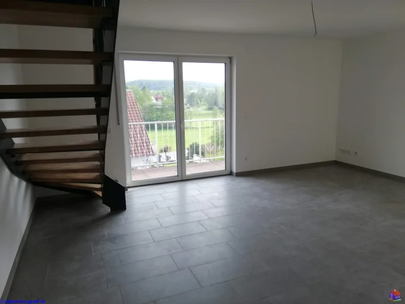 offenes Wohnen - Wohnung mieten in Schnelldorf - *** 3 ZIMMER MAISONETTEWOHNUNG, MIT BALKON UND Garage**