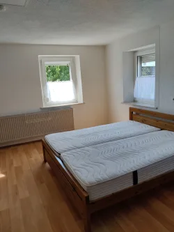 Zimmer - Wohnung mieten in Feuchtwangen - ***WOHNEN IN EINER  WG IN KRAPFENAU***