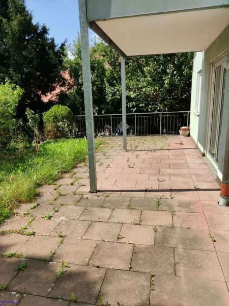 Terrasse und Garten - Wohnung kaufen in Feuchtwangen - RESERVIERT***3 Zimmer, Terrasse, Garten, Tiefgarage, sofort frei***