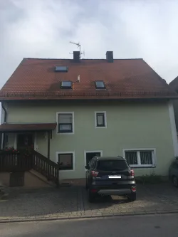 Haus - Wohnung mieten in Neuendettelsau - Schöne Maisionette-Wohnung im Ortsteil von Petersaurach