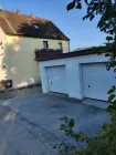 Hof Ansicht mit Garage