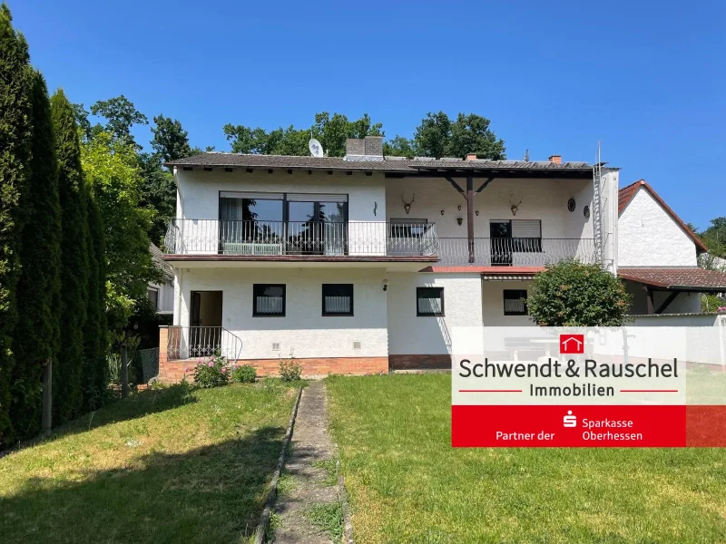 Rückansicht Hinterhaus - Haus kaufen in Limeshain - Gleich 2 Häuser auf einem Grundstück in Limeshain Rommelhausen