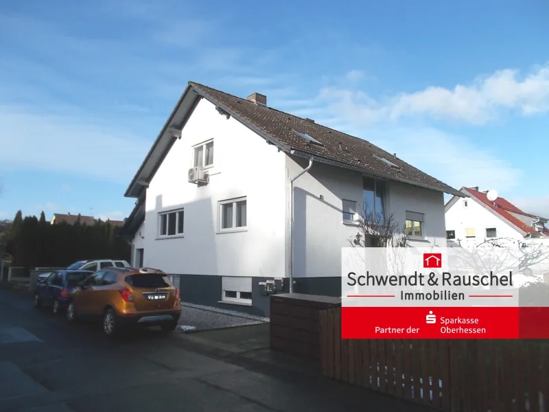  - Haus kaufen in Glauburg - Am Waldrand wohnen oder investieren! 2-FH mit ELW in Glauburg-Stockheim