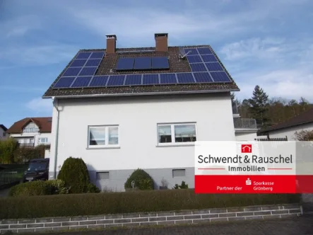  - Haus kaufen in Rabenau - Großzügiges EFH mit ETW in Rabenau-Londorf