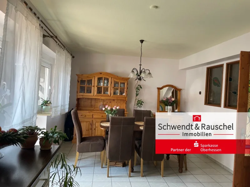 Essb. m. Zugang zum Balkon - Haus kaufen in Altenstadt - Sehr schöne Doppelhaushälfte in Altenstadt Rodenbach