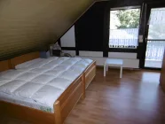 Schlafzimmer DG