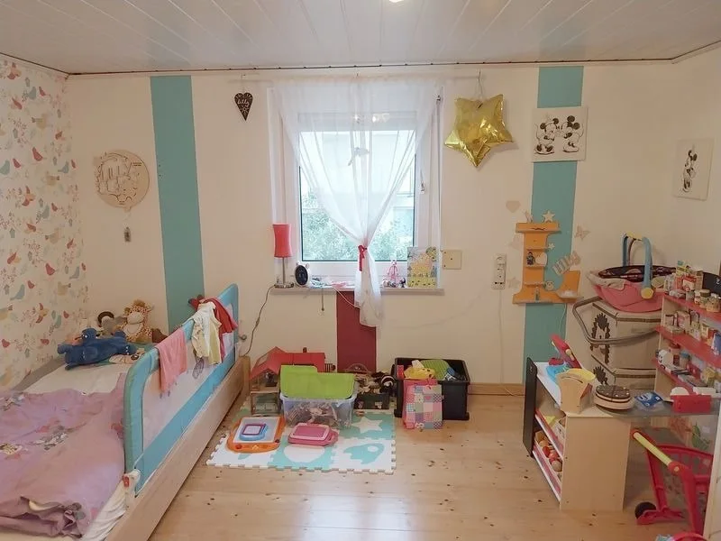 Kinderzimmer OG Nebenhaus