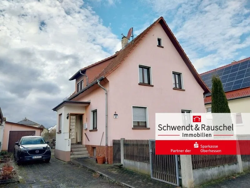 Frontansicht - Haus kaufen in Butzbach - Einfamilienhaus in Butzbach-Fauerbach