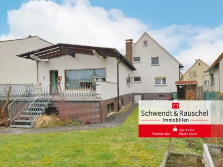 Rückansicht - Haus kaufen in Reichelsheim - Großes Einfamilienhaus in Reichelsheim (Wetterau)