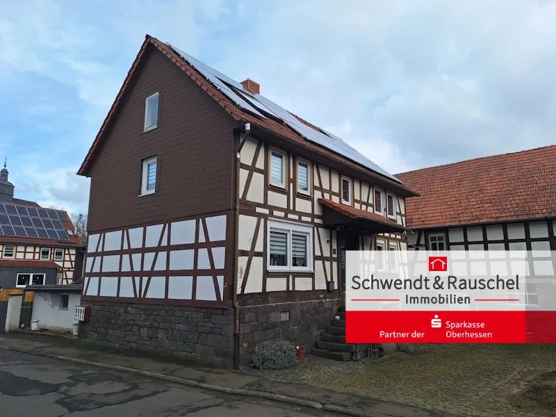 Titelbild - Haus kaufen in Gemünden - 1-FH mit Nebengebäude in Gemünden (Felda) Burg-Gemünden