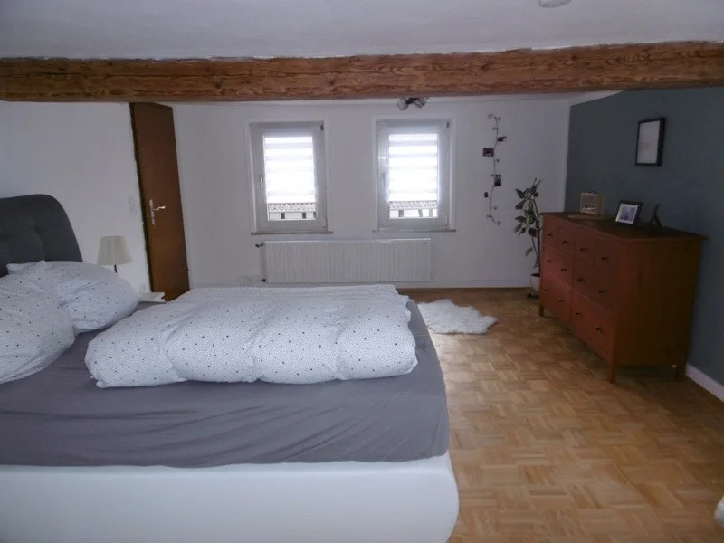 Schlafzimmer Bild 2