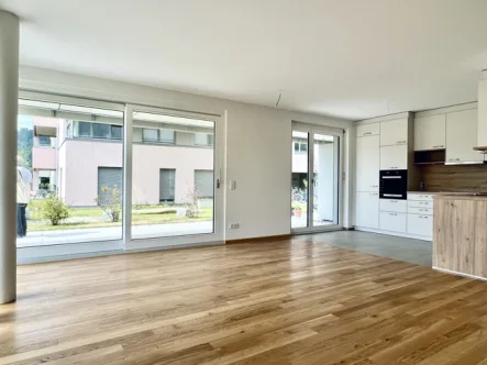  - Wohnung mieten in Freiburg-Ebnet - Neubauwohnung mit Terrasse und Einbauküche- Anfragen bitte schriftlich stellen -