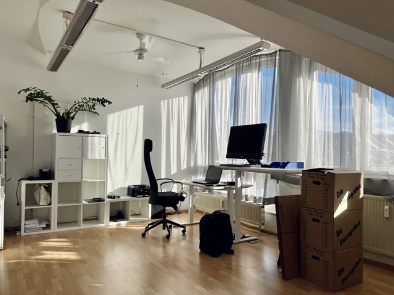  - Büro/Praxis mieten in Freiburg - Büro für 1-2 Mitarbeiter