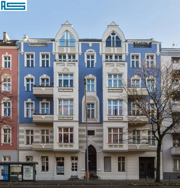 Fassade - Wohnung kaufen in Berlin - Unweit des Schlosses Charlottenburg - Einzimmerwohnung zur Kapitalanlage