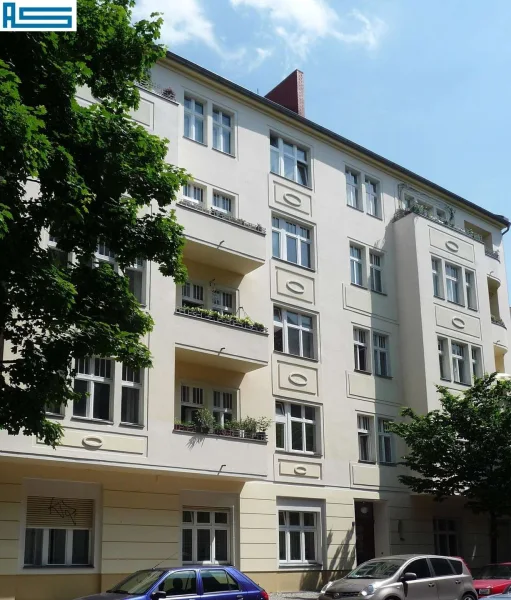 Fassade - Wohnung kaufen in Berlin - Vermietete Dreizimmerwohnung unweit des Helmholtzplatzes