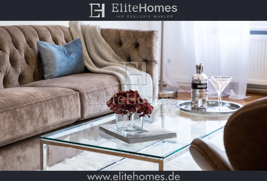 Wohnzimmer - Wohnung kaufen in Köln / Kalk - Solide Kapitalanlage !!! 2 Zimmer Wohnung, Terrasse mit kleinem Garten!!!