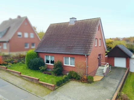  - Haus kaufen in Ibbenbüren - *Tolles Wohnhaus in beliebter Lage von Laggenbeck - inklusive großem Garten mit Bauplatz*