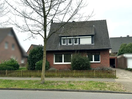  - Haus kaufen in Rheine - Aus ALT mach´ NEU!Handwerkerhaus mit Wintergarten, Vollkeller und Garagein Rheine-Eschendorf