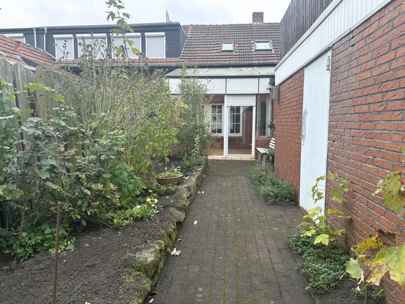  - Haus kaufen in Rheine - *Beide Wohneinheiten mit eigenem Garten*Doppelhaus/Zweifamilienhaus in Rheine-Schotthock