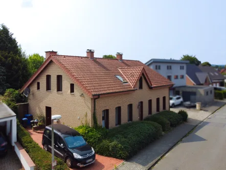  - Haus kaufen in Ibbenbüren - Top Lage mit flexiblen Möglichkeiten!*Wohnhaus + großes Baugrundstück in Ibbenbüren*