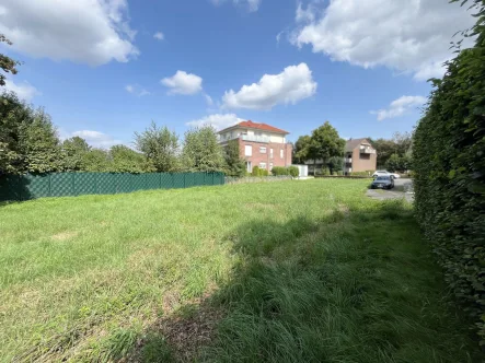  - Grundstück kaufen in Ibbenbüren - Ein Grundstück, Zwei Bauplätze! *in Toplage von Ibbenbüren*