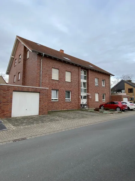 Straßenansicht Links - Wohnung kaufen in Ahlen - Immobilien-Einsteiger oder Kapitalanleger!