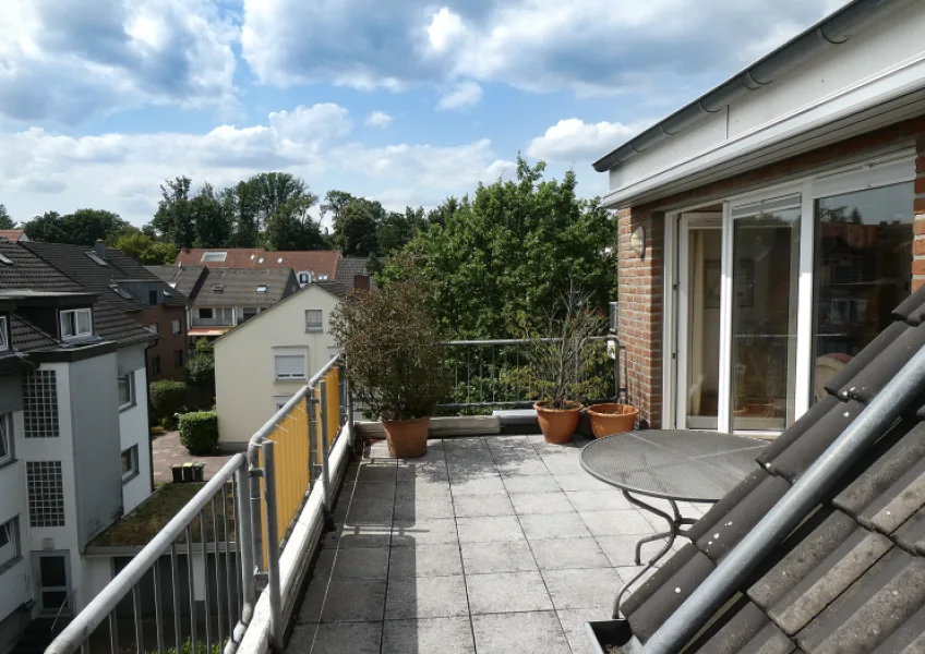 Balkon - Wohnung kaufen in Mülheim - Über den Dächern von Saarn! Schöne Maisonette nahe dem Saarner Dorf