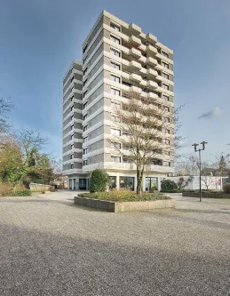 Gebäudeansicht - Wohnung kaufen in Ratingen - Keine Provision für Käufer: 3-Zimmer-Wohnung mit Weitblick im Herzen von Ratingen-Lintorf 