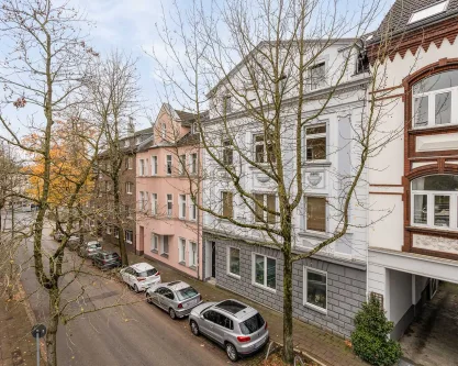 Hausansicht - Wohnung kaufen in Ratingen - Ratingen-Mitte: Attraktive 3-Zimmer-Wohnung im Altbau mit Balkon