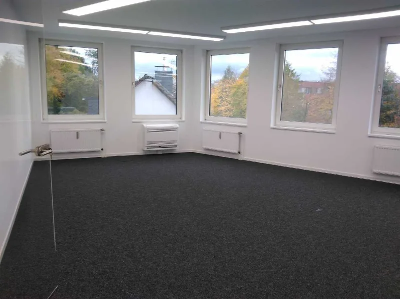 Großes Büro (Beispiel)