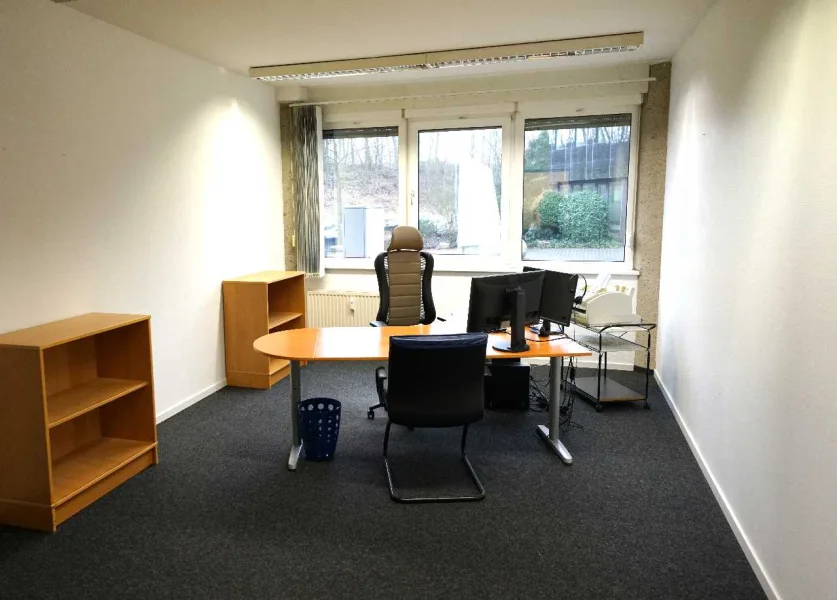 Büro 3