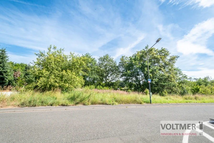 Straßenansicht - Grundstück kaufen in Neunkirchen/Saar - FRISCHER WIND - Baugrundstück in gefragter Lage von Furpach!