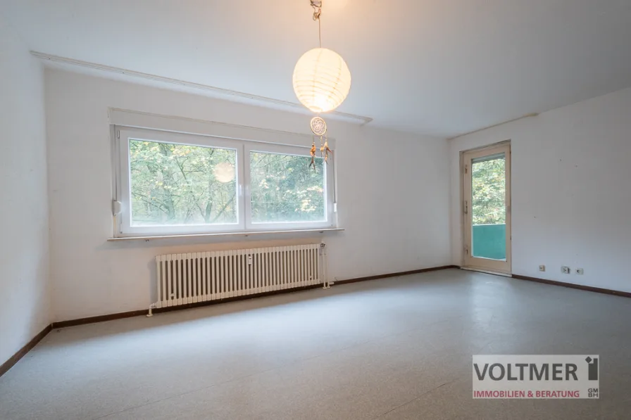 Wohn-/Esszimmer - Wohnung kaufen in Neunkirchen/Saar - GRÜNBLICK - Eigentumswohnung mit überdachter Loggia in Wellesweiler!