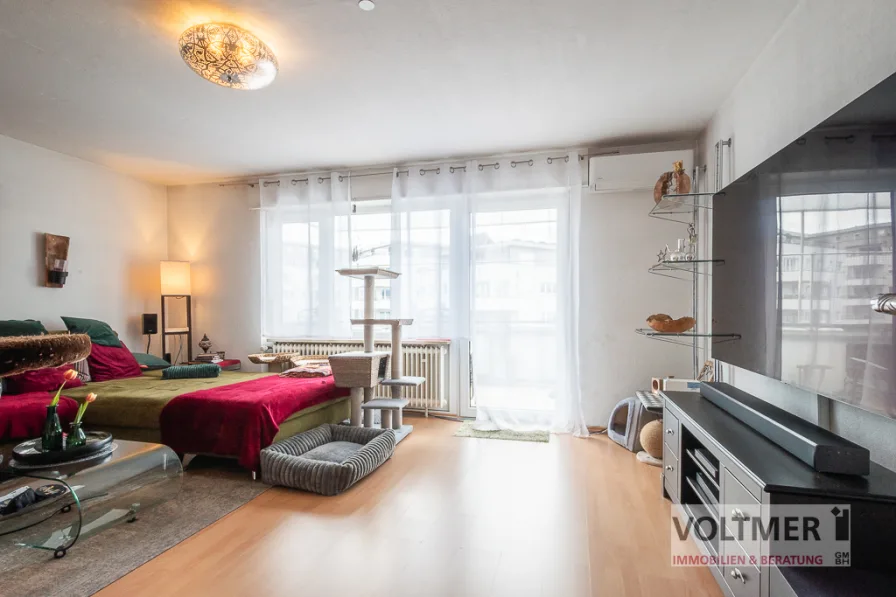 Wohnzimmer - Wohnung kaufen in Homburg - GUTE LAGE - Eigentumswohnung mit Balkon & Garage in Homburg!