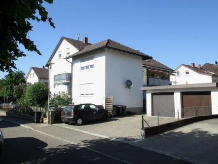 Ansicht Rückseite - Wohnung kaufen in Emmendingen - Gemütliche und beziehbare 3-4 Zimmerwohnung in ruhiger Lage