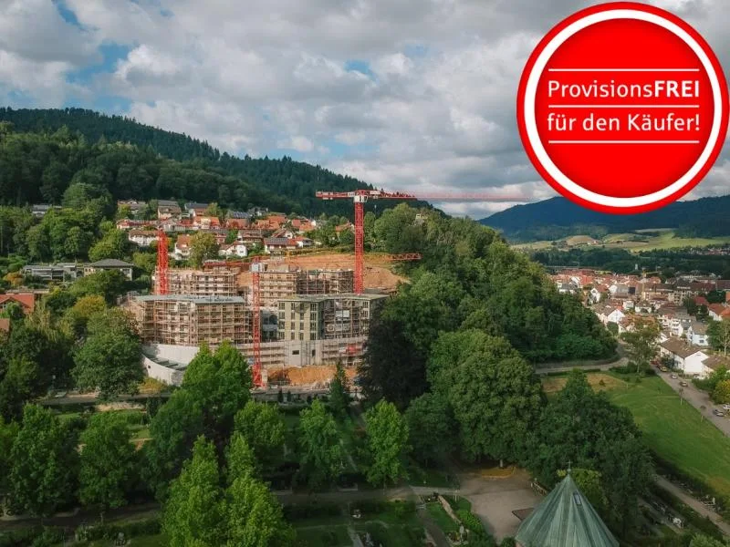 Blick auf das Bauvorhaben im September 24 im 1 - Wohnung kaufen in Waldkirch - Ausblicke in die Natur an der Sonnhalde in Waldkirch