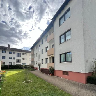 Außenansicht - Wohnung kaufen in Kenzingen - Charmante 3-Zimmer-Wohnung in Kenzingen: Perfektes Zuhause für Gemütlichkeit