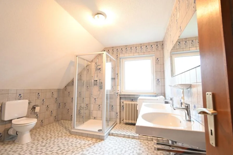 Badezimmer DG