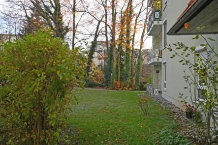 Blick zum Balkon - Wohnung kaufen in Waldkirch - Bezugsfreie 2-Zimmer-Wohnung in einer Seniorenwohnanlage!