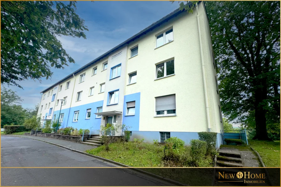 Titelfoto - Wohnung kaufen in Koblenz - Modernisierte 2-Zimmer-Wohnung mit Süd-Balkon!