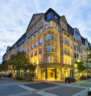 Außenansicht - Büro/Praxis mieten in Frankfurt am Main - KLEIN - Provisionsfrei - Moderne Bürofläche in Stilaltbau zur Untervermietung