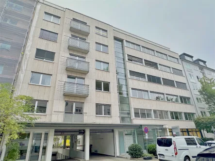 Aussenansicht - Büro/Praxis mieten in Frankfurt am Main - KLE!N - Provisionsfrei - Moderne Bürofläche im Westend