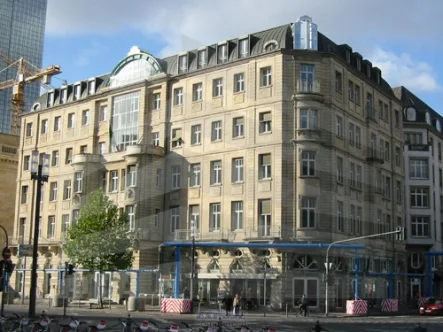 Aussenansicht (1) - Büro/Praxis mieten in Frankfurt am Main - KLE!N - Provisionsfrei - Bestlage im Bankenviertel