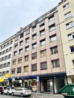 Aussenansicht - Büro/Praxis mieten in Frankfurt am Main - KLE!N - Provisionsfrei - Helle Büroeinheit Nähe Hauptbahnhof