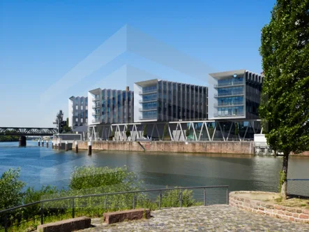 Außenansicht - Büro/Praxis mieten in Frankfurt am Main - KLE!N - Provisionsfrei - Außergewöhnliche Architektur im Westhafen