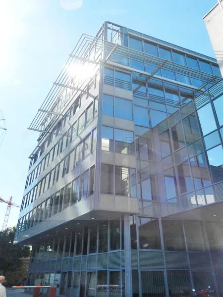 Außenansicht 3 - Büro/Praxis mieten in Frankfurt am Main - KLE!N - Provisionsfrei - Repräsentative Büroflächenmit Skylineblick