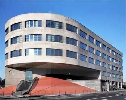 Außenansicht I - Büro/Praxis mieten in Frankfurt am Main - KLE!N - Provisionsfrei - loftartige Büroflächen, außergewöhnlicher Architektur