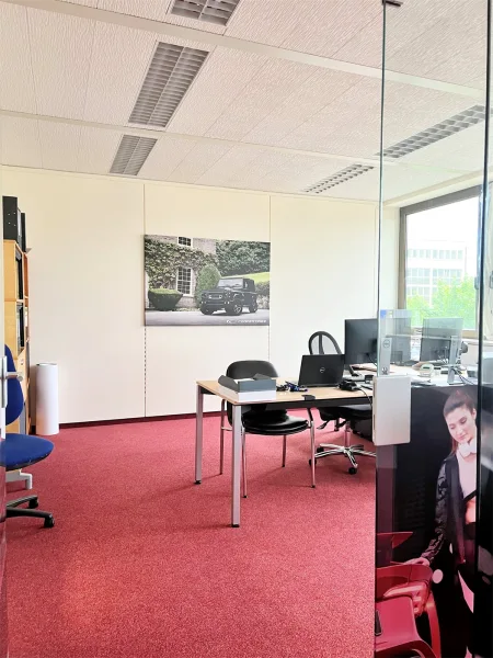 Büro (3).jpeg