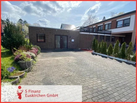  - Wohnung kaufen in Mechernich - Mechernich-Kommern: großzügige Eigentumswohnung mit eigenem Garten und Stellplätzen! 360° Begehung