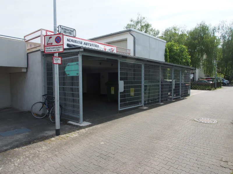 Einfahrt zum Garagenkomplex - Garage/Stellplatz kaufen in Mainz - PROVISIONSFREI Sehr gut vermietete Doppelgarage in verkehrsgünstiger Lage!